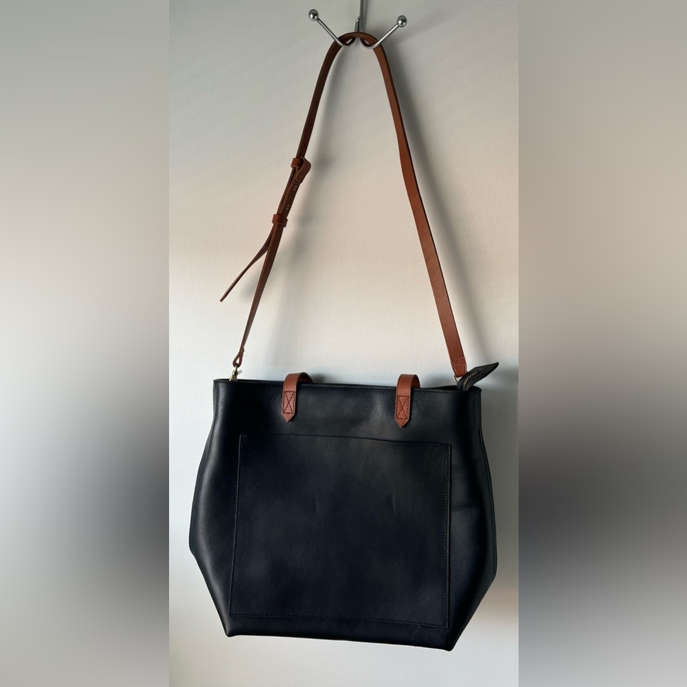 Madewell Zip-Top Medium Transport Leather Tote - Picture 2 of 7